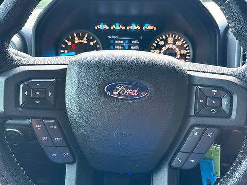 Used 2015 Ford F150 XLT w/ Equipment Group 302A Luxury AWD/4WD image 4