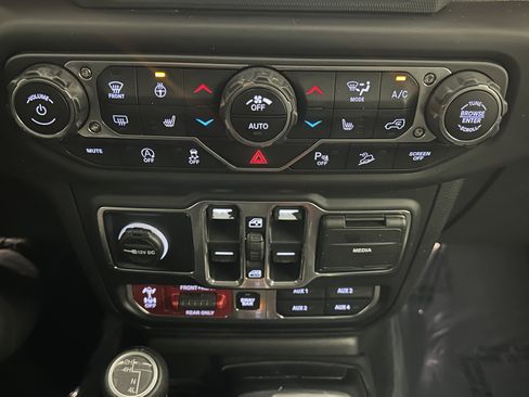 Used 2019 Jeep Wrangler Unlimited Rubicon image 33