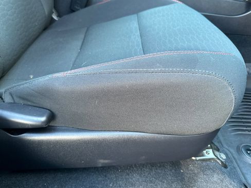 Used 2019 Toyota Tacoma SR5 image 22