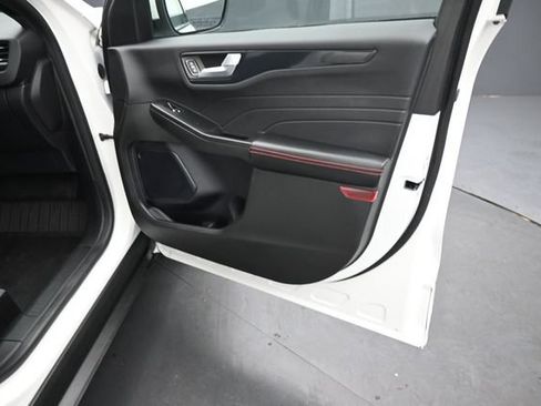 Certified 2023 Ford Escape ST-Line Elite w/ Class II Trailer Tow Package AWD/4WD image 34