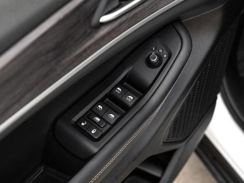 Used 2023 Jeep Grand Cherokee L Limited w/ Black Appearance Package RWD image 56