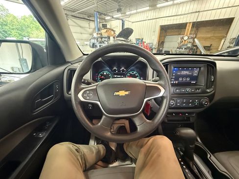 Used 2021 Chevrolet Colorado W/T w/ Custom Special Edition AWD/4WD image 14