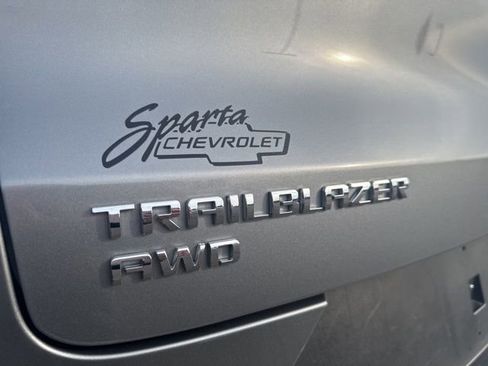 Used 2023 Chevrolet TrailBlazer LT w/ Convenience Package image 24