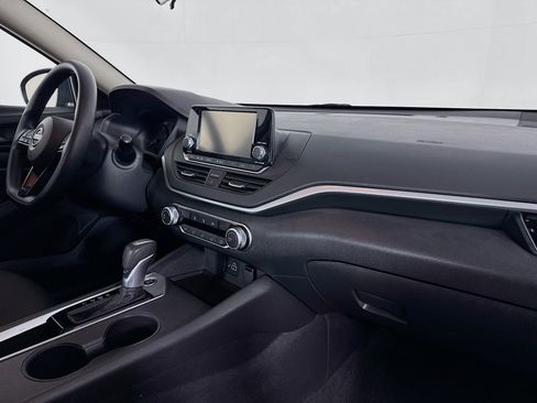 Used 2024 Nissan Altima 2.5 S image 29