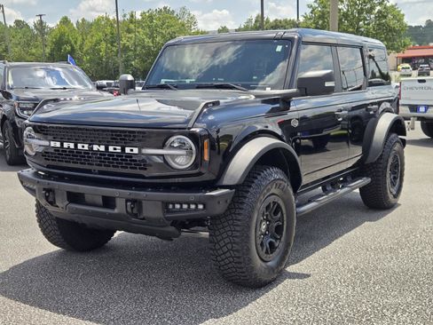 Certified 2024 Ford Bronco Wildtrak AWD/4WD image 1
