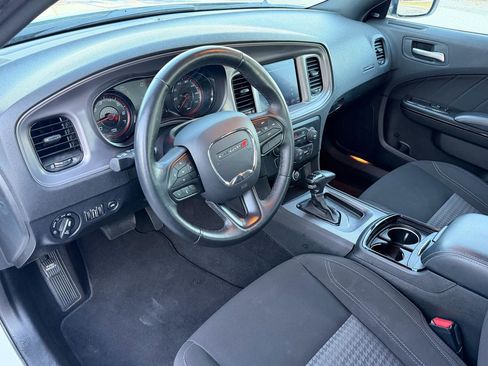 Used 2023 Dodge Charger SXT w/ Blacktop Package image 10