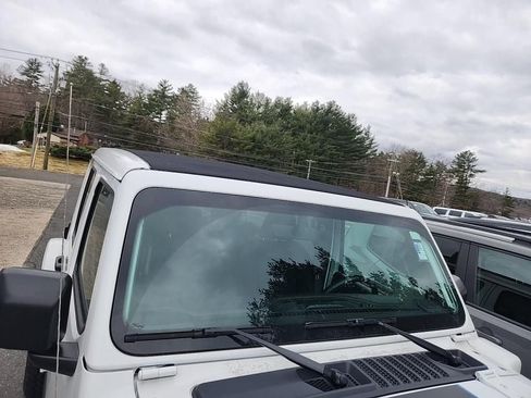 Used 2023 Jeep Wrangler Unlimited Rubicon 4xe w/ Cold Weather Group image 9