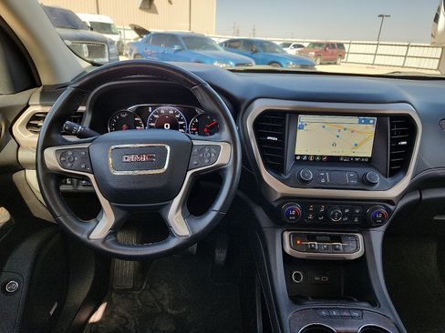Used 2023 GMC Acadia Denali FWD image 10