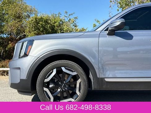 Used 2025 Kia Telluride EX w/ EX Captain's Chair Package FWD image 5