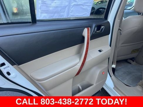 Used 2010 Toyota Highlander Limited AWD/4WD image 11