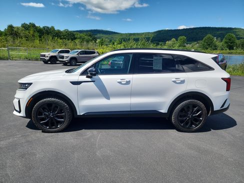 Used 2022 Kia Sorento SX AWD/4WD image 5