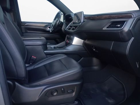 Used 2022 Chevrolet Tahoe Z71 w/ Luxury Package image 24