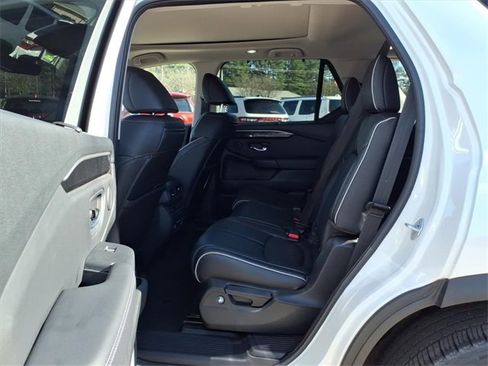 Used 2023 Honda Pilot Elite image 18