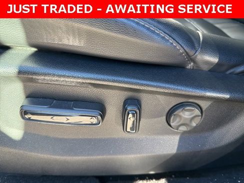 Used 2017 Honda CR-V Touring image 14