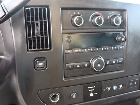 Used 2021 Chevrolet Express 3500 w/ Power Convenience Package image 17