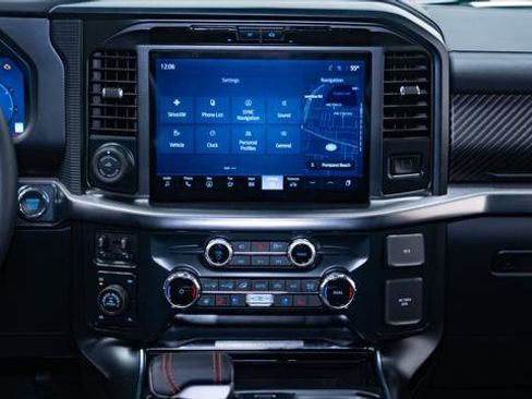 Used 2025 Ford F150 Raptor image 39