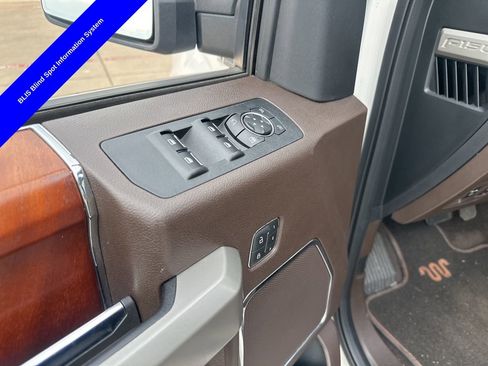 Used 2018 Ford F150 King Ranch w/ Equipment Group 601A Luxury AWD/4WD image 25