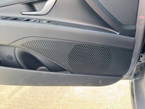 New 2025 Hyundai Elantra Hybrid FWD image 19