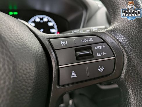 Used 2024 Honda HR-V LX image 17