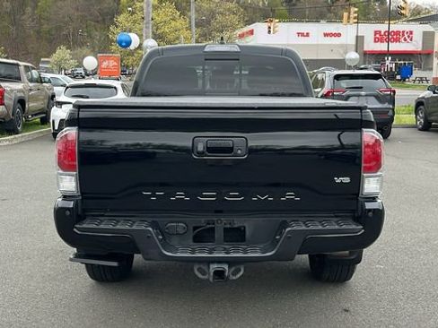 Certified 2023 Toyota Tacoma TRD Sport w/ Technology Package AWD/4WD image 5