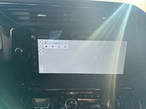 Used 2024 GMC Sierra 2500 AT4 w/ AT4 Premium Plus Package image 9