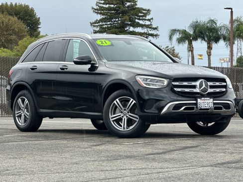 Used 2021 Mercedes-Benz GLC 300 image 2
