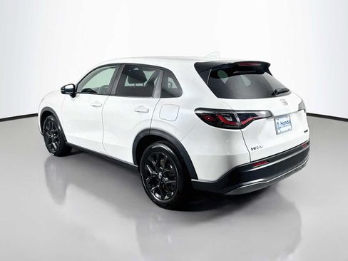 Used 2025 Honda HR-V Sport image 5