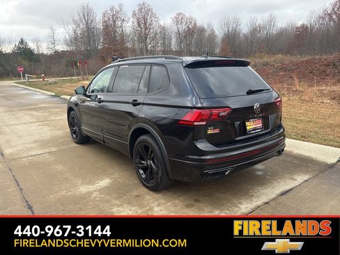 Used 2023 Volkswagen Tiguan SE R-Line image 7