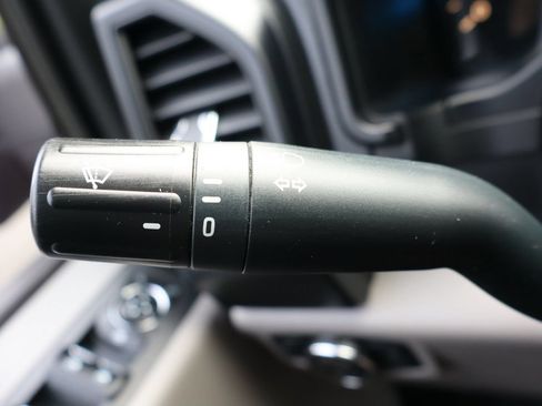 Used 2016 Ford F150 XL w/ Equipment Group 101A Mid AWD/4WD image 31