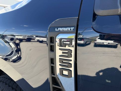 Used 2025 Ford F350 Lariat w/ FX4 Off-Road Package AWD/4WD image 10