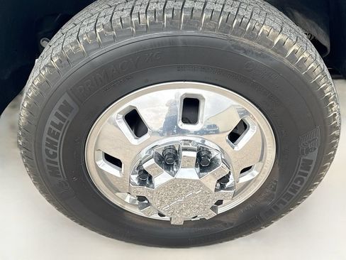 Used 2024 GMC Sierra 3500 Denali Ultimate AWD/4WD image 36
