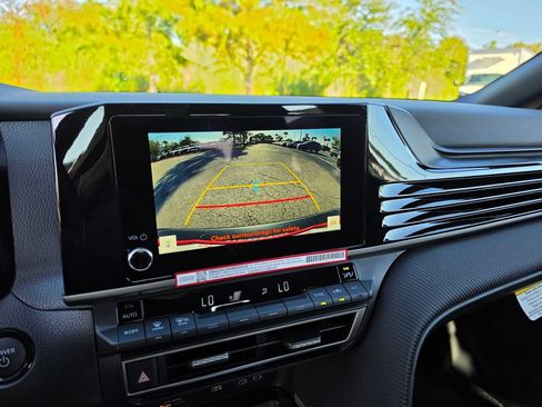 New 2026 Toyota Camry SE FWD image 18