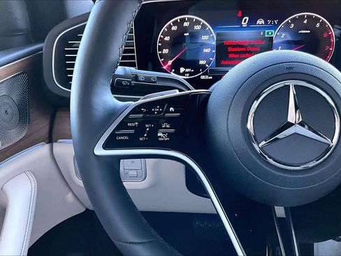 Certified 2026 Mercedes-Benz GLE 450 GLE 450 image 24