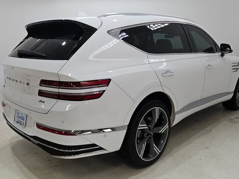Used 2025 Genesis GV80 2.5T Prestige image 4