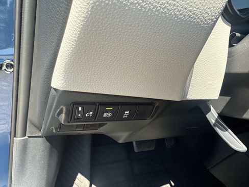 New 2026 Toyota Corolla Cross LE image 28