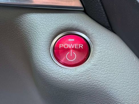 Used 2020 Acura MDX SH-AWD image 23