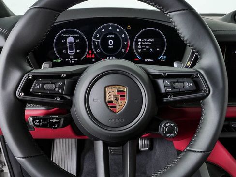 New 2026 Porsche Cayenne GTS AWD/4WD image 9
