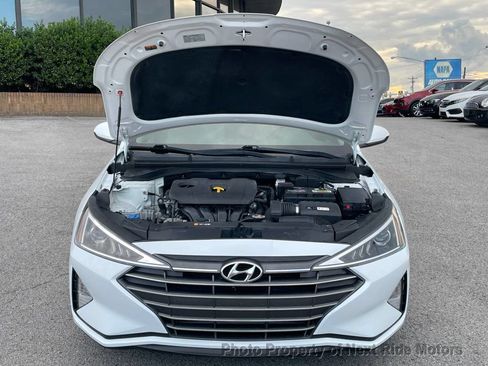 Used 2019 Hyundai Elantra SEL FWD image 21