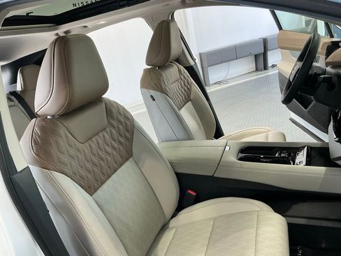 Used 2025 Nissan Murano Platinum image 19