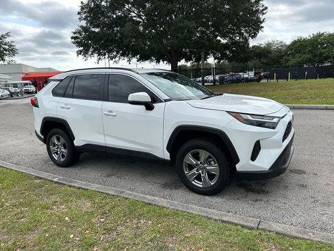Used 2024 Toyota RAV4 XLE image 7