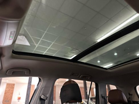 Used 2022 Volkswagen Atlas SE w/ Panoramic Sunroof Package FWD image 30