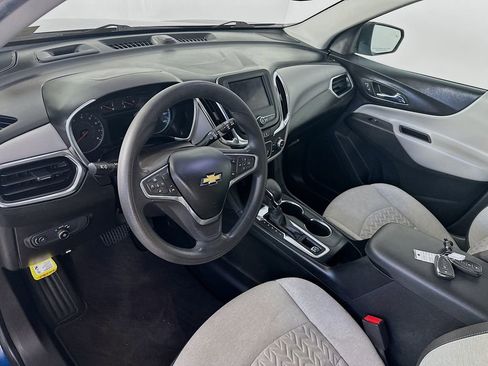 Used 2022 Chevrolet Equinox LS image 30