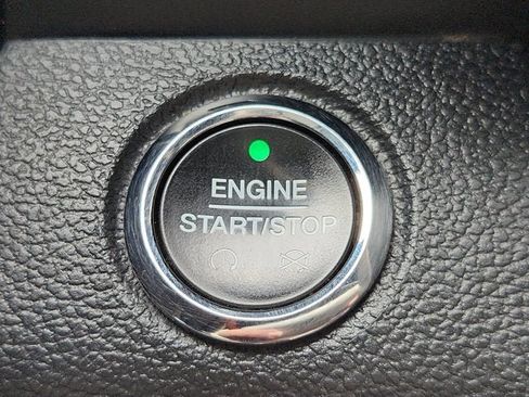 Used 2015 Ford F150 Platinum w/ Technology Package image 20