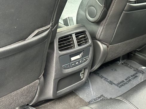 Used 2019 Honda Pilot EX-L image 14