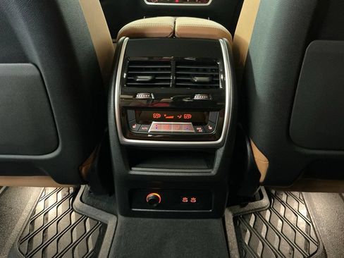 Certified 2025 BMW X7 xDrive40i w/ Executive Package AWD/4WD image 27