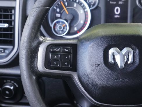 Used 2019 RAM 3500 Tradesman w/ Chrome Appearance Group AWD/4WD image 17