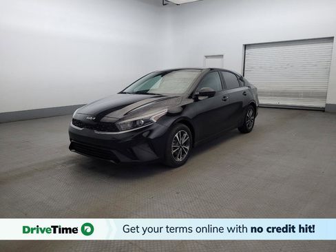 Used 2024 Kia Forte LXS FWD image 1