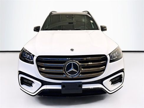 Certified 2025 Mercedes-Benz GLS 450 4MATIC image 2