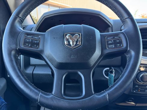 Used 2016 RAM 1500 Big Horn image 19