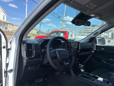 New 2025 Ford Ranger XLT w/ FX4 Off-Road Package image 15